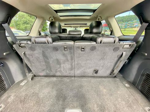 Used 2017 Nissan Pathfinder Platinum w/ Family Entertainment Package AWD/4WD image 19