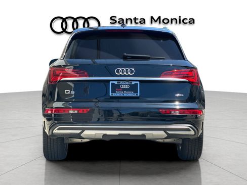 Used 2023 Audi Q5 2.0T Premium w/ Convenience Package AWD/4WD image 7