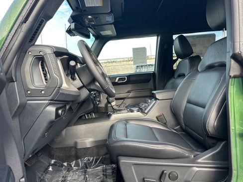 New 2025 Ford Bronco Outer Banks image 7