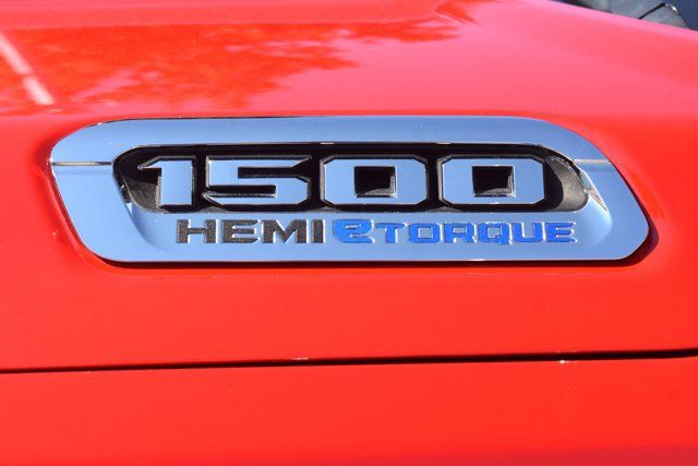 Used 2022 RAM 1500 Big Horn AWD/4WD image 12