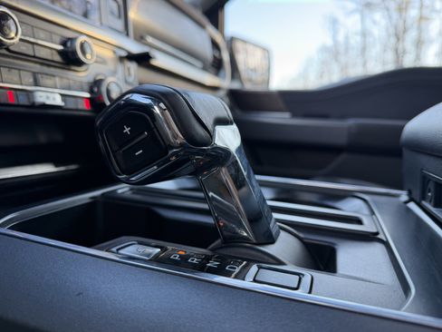 Used 2023 Ford F150 Lariat image 22