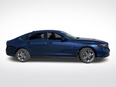 Used 2024 Honda Accord EX image 2