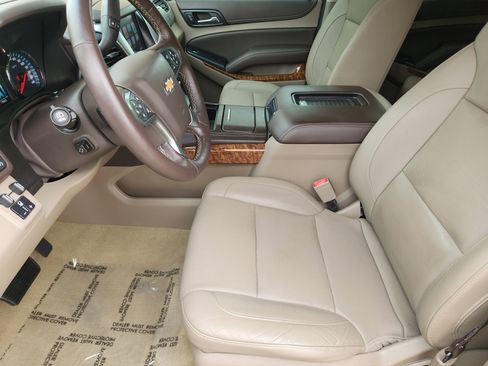 Used 2017 Chevrolet Tahoe Premier image 16