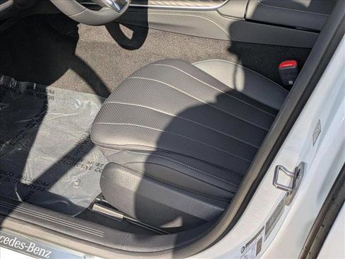 New 2025 Mercedes-Benz E 350 Sedan image 4