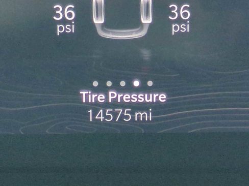 Used 2023 Jeep Grand Cherokee L Limited w/ Luxury Tech Group II image 12