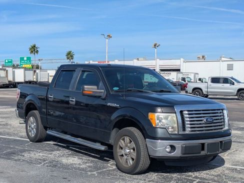 Used 2012 Ford F150 XLT w/ XLT Chrome Pkg image 3