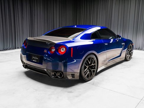 Used 2013 Nissan GT-R Black Edition AWD/4WD image 44