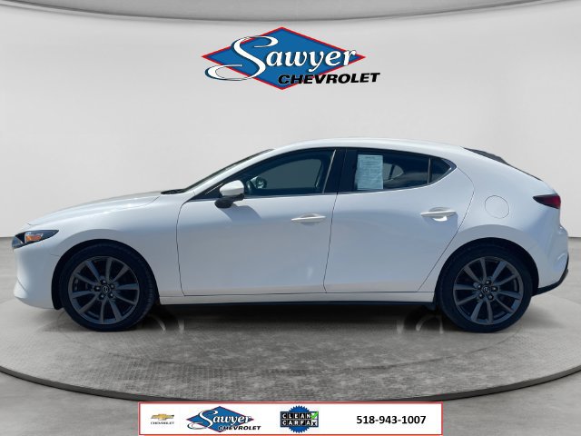 Used 2023 MAZDA MAZDA3 s FWD image 2