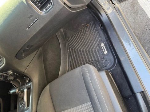 Used 2019 Dodge Charger Scat Pack w/ Navigation & Travel Group RWD image 7