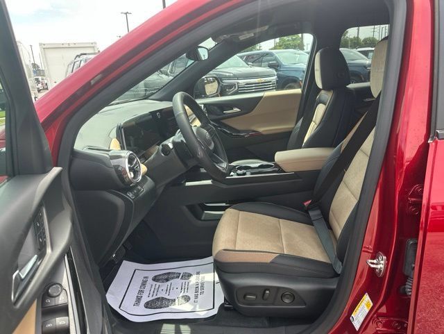 New 2026 Chevrolet Equinox ACTIV w/ Convenience Package III FWD image 16