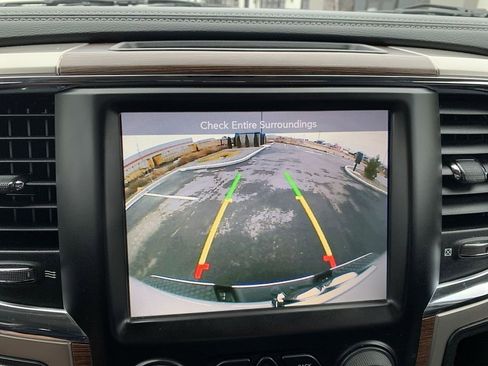 Used 2016 RAM 1500 Laramie w/ Convenience Group image 26