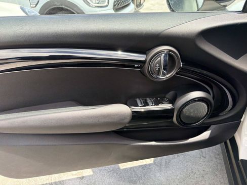 Used 2023 MINI Cooper S FWD image 7