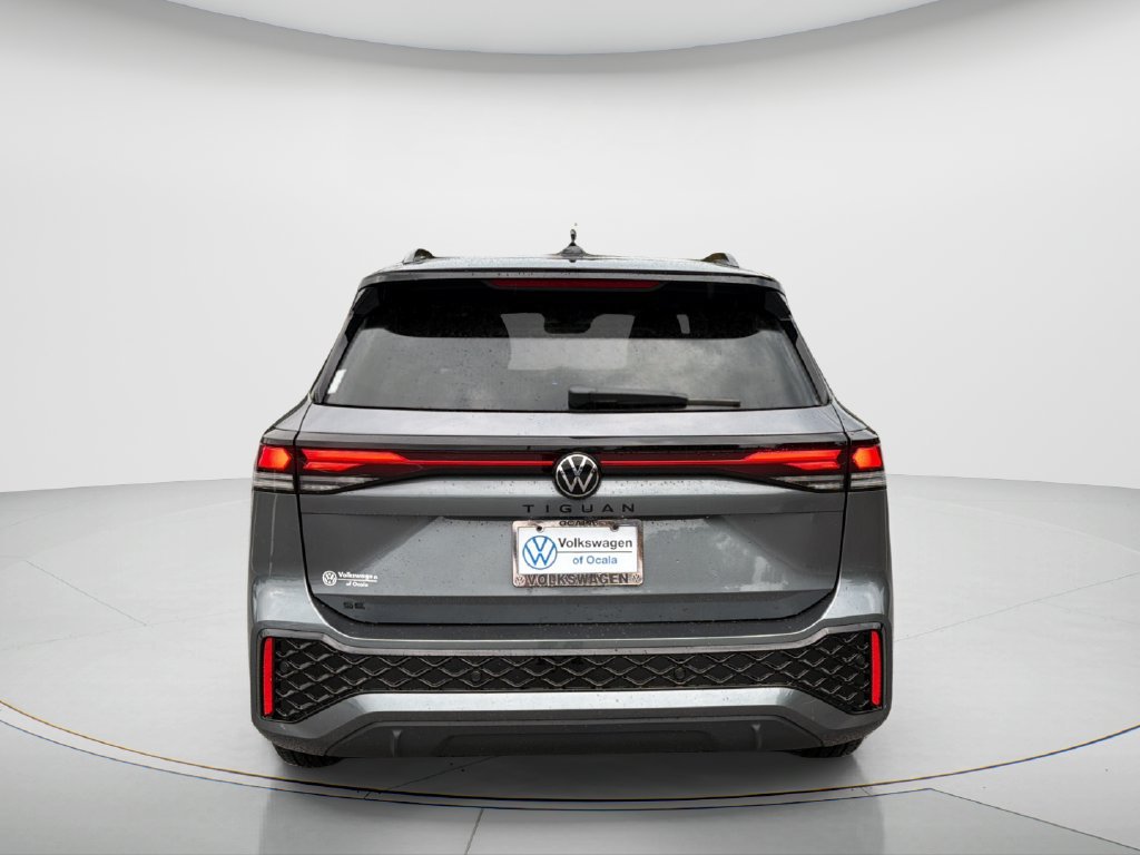 New 2026 Volkswagen Tiguan SE R-Line FWD image 6