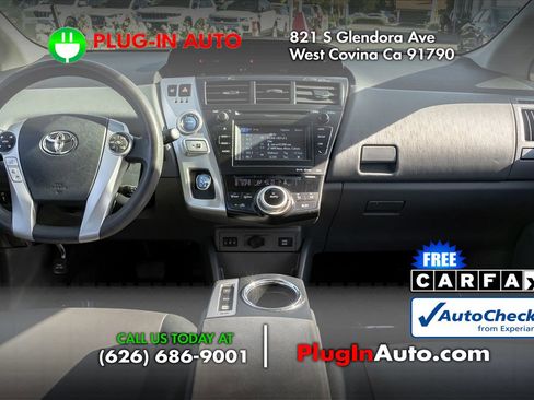 Used 2012 Toyota Prius V Five image 14