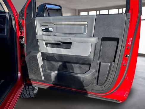 Used 2014 RAM 1500 Express image 24