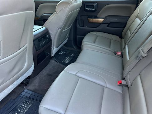 Used 2015 Chevrolet Silverado 1500 LTZ RWD image 11