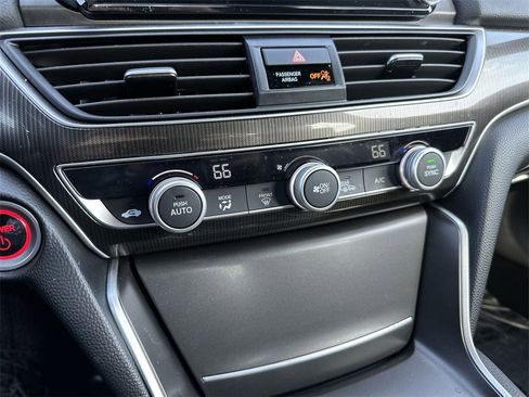 Used 2022 Honda Accord Sport image 18