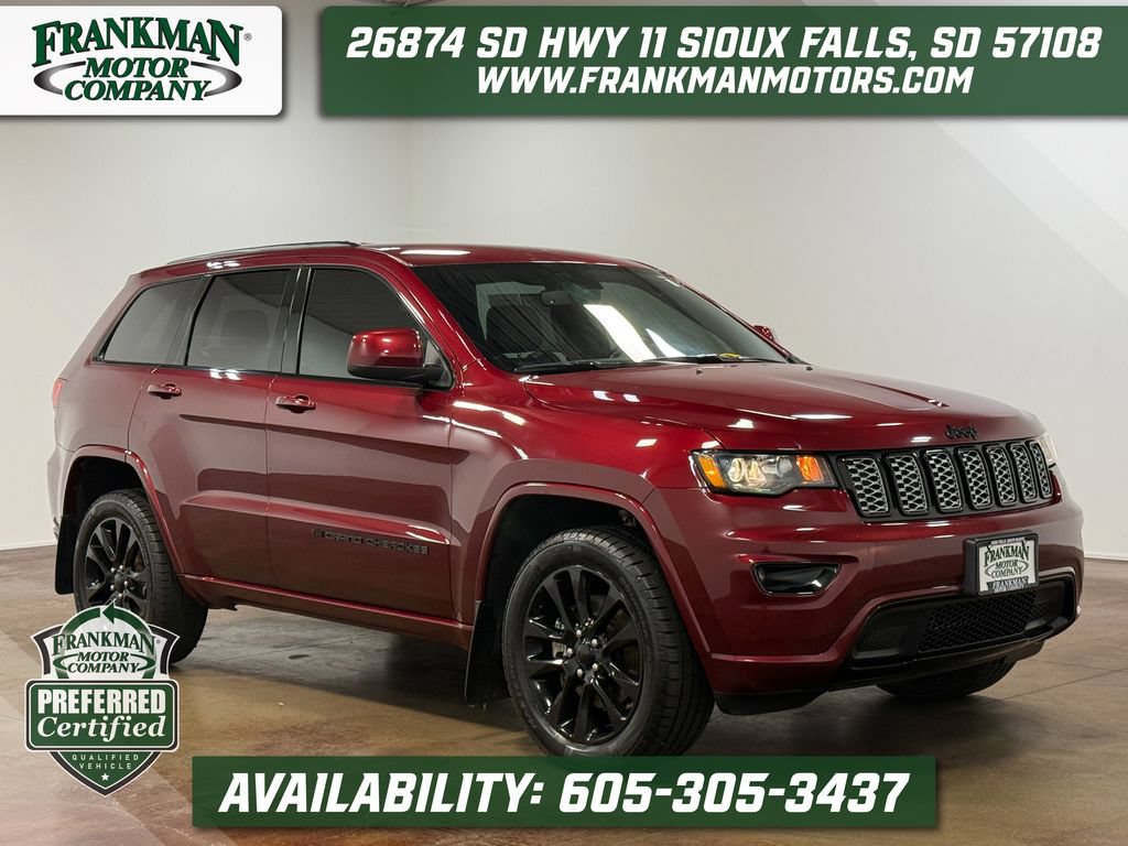 Used 2022 Jeep Grand Cherokee Laredo X AWD/4WD image 1
