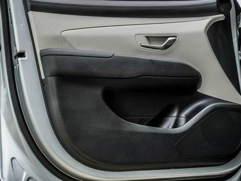 Certified 2025 Hyundai Tucson SEL AWD/4WD image 42