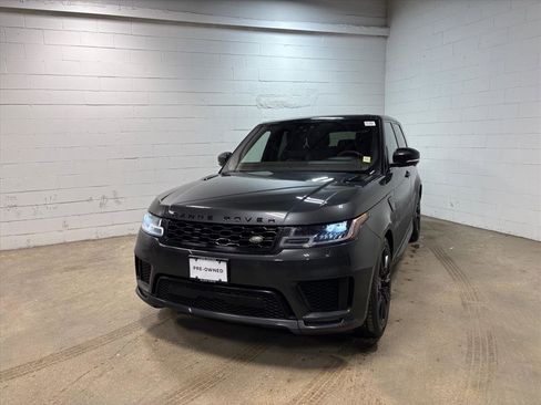 Used 2020 Land Rover Range Rover Sport HST image 2