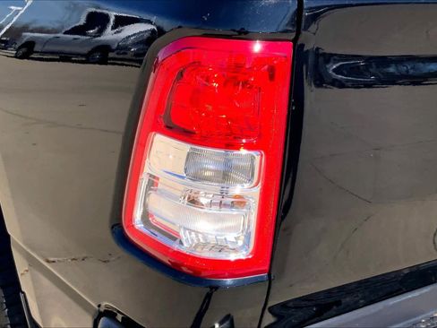 Used 2019 RAM 1500 Big Horn image 27