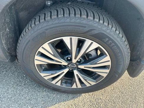 Certified 2023 Nissan Rogue SV AWD/4WD image 20