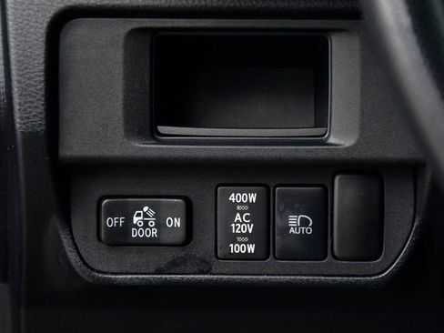 Used 2018 Toyota Tacoma TRD Pro image 29