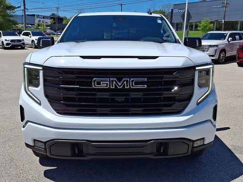 Certified 2023 GMC Sierra 1500 Elevation w/ Elevation Premium Package AWD/4WD image 29