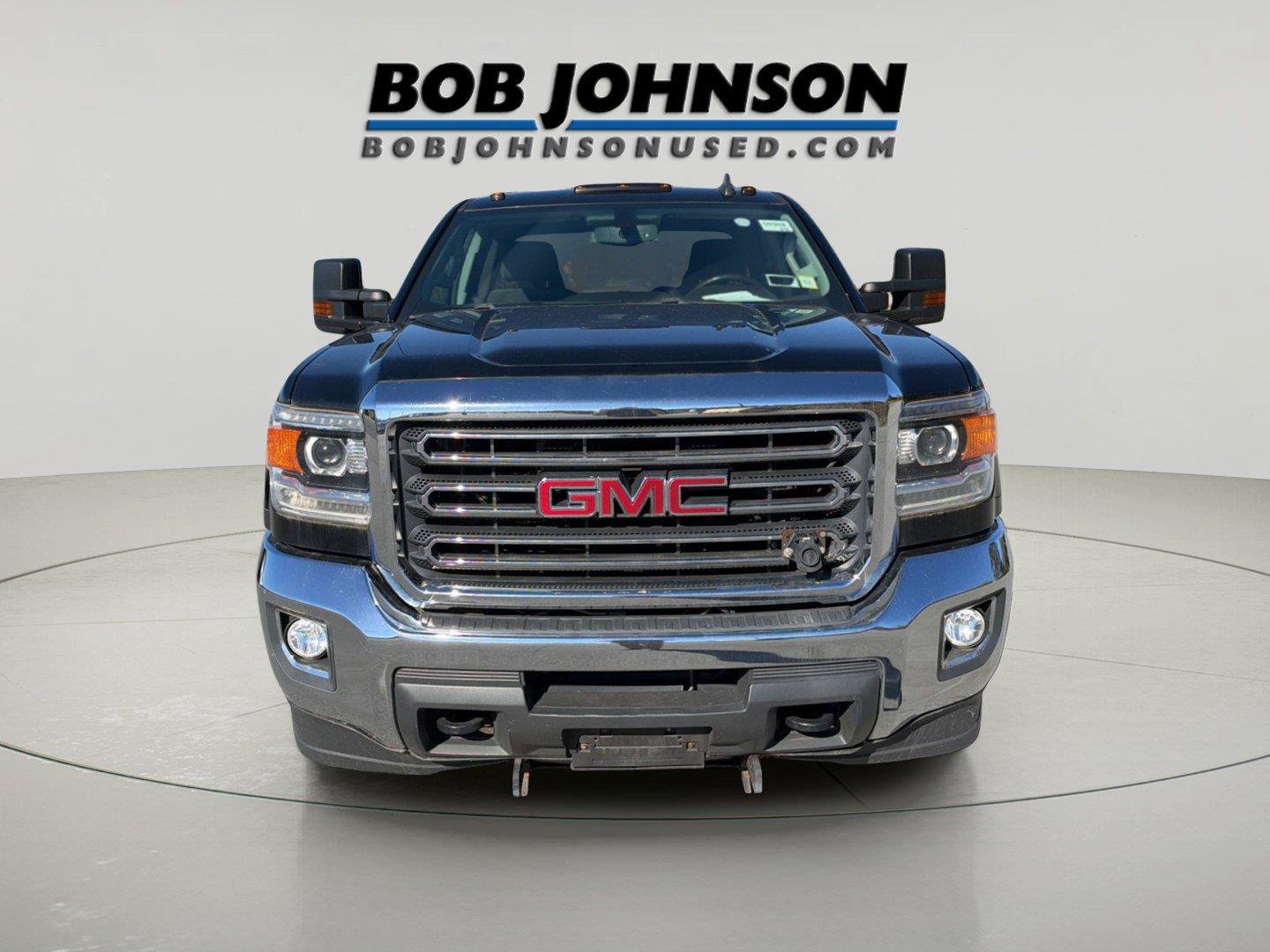 Used 2017 GMC Sierra 2500 SLE w/ HD SLE Preferred Plus Package AWD/4WD image 3