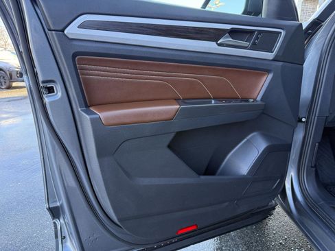 Used 2022 Volkswagen Atlas SE image 15