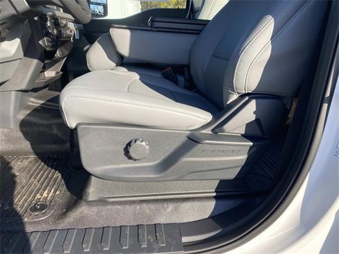 New 2026 Ford F450 XL image 14