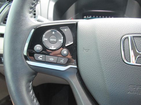 Used 2022 Honda Odyssey Touring image 27