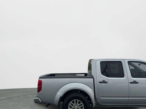Used 2020 Nissan Frontier SV AWD/4WD image 25