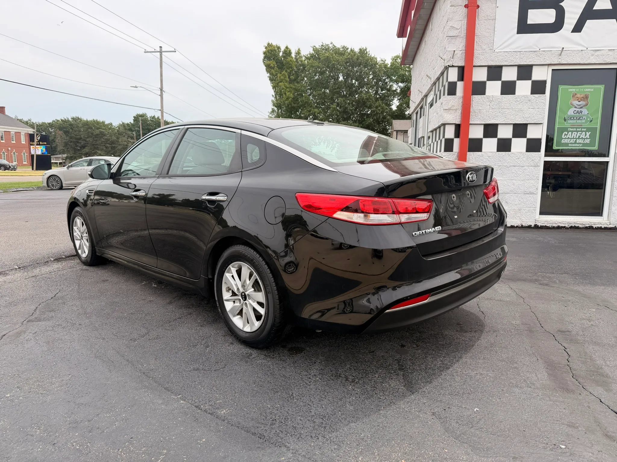 Used 2016 Kia Optima LX FWD image 3