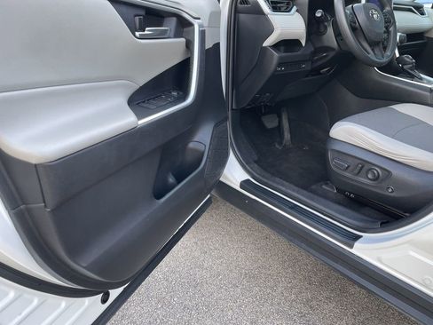 Certified 2023 Toyota RAV4 XLE w/ Convenience Package AWD/4WD image 14