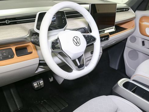 New 2025 Volkswagen ID. Buzz 1st Edition image 19