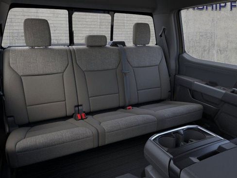 New 2025 Ford F150 XLT w/ Equipment Group 302A MID image 11