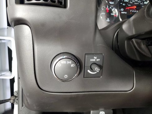 New 2026 Chevrolet Express 2500 w/ Driver Convenience Package RWD image 29