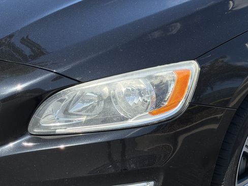 Used 2018 Volvo S60 T5 Inscription w/ Climate Package AWD/4WD image 6