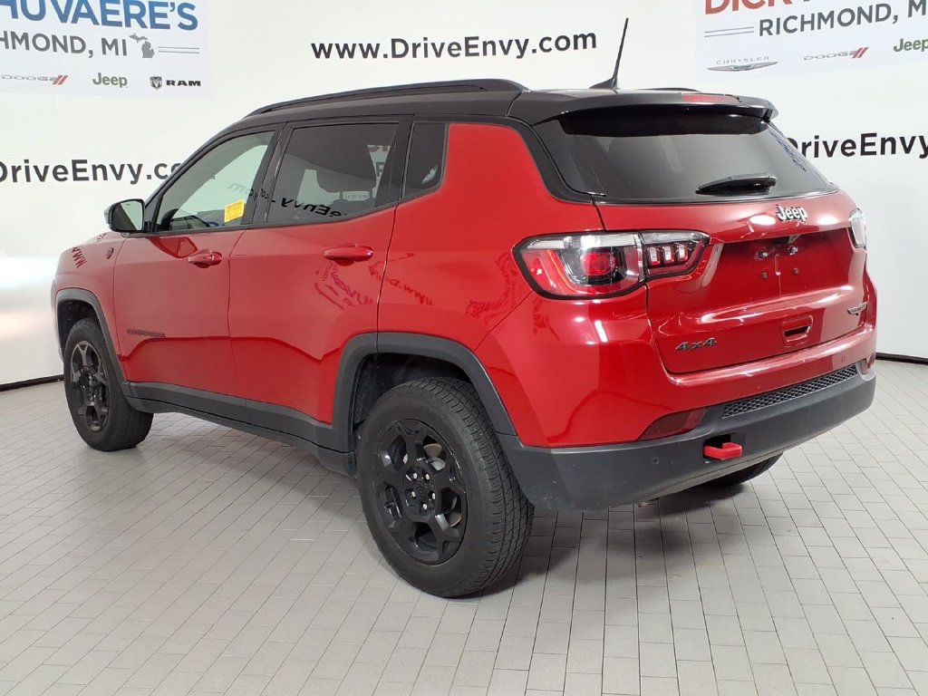 Used 2023 Jeep Compass Trailhawk AWD/4WD image 6