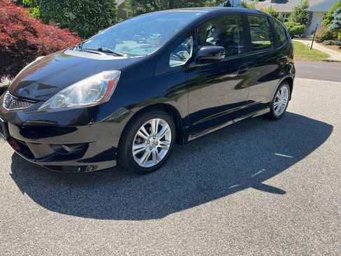 Used 2009 Honda Fit Sport image 1
