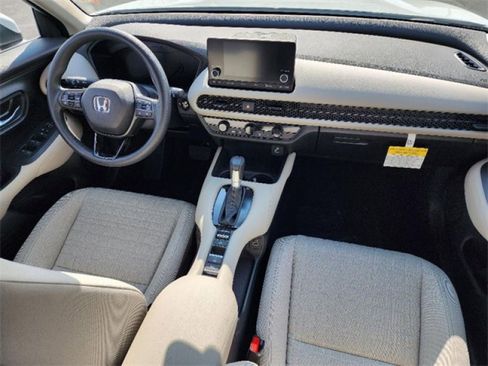 Used 2024 Honda HR-V LX image 12