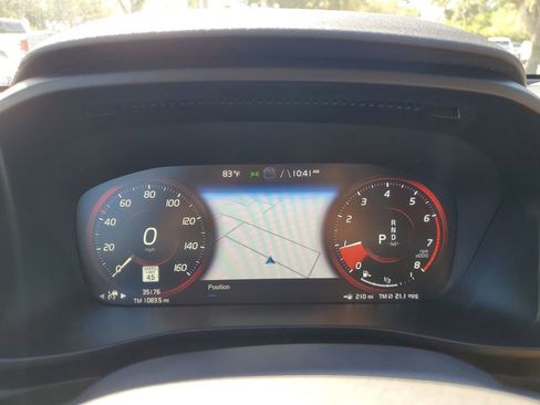 Used 2022 Volvo XC40 T5 Inscription w/ Advanced Package image 29