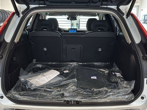 New 2026 Volvo XC60 B5 Ultra w/ Protection Package Premier AWD/4WD image 29