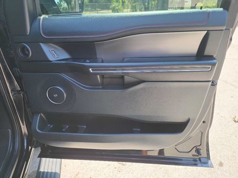 Used 2019 Ford Expedition Limited w/ Equipment Group 303A RWD image 41