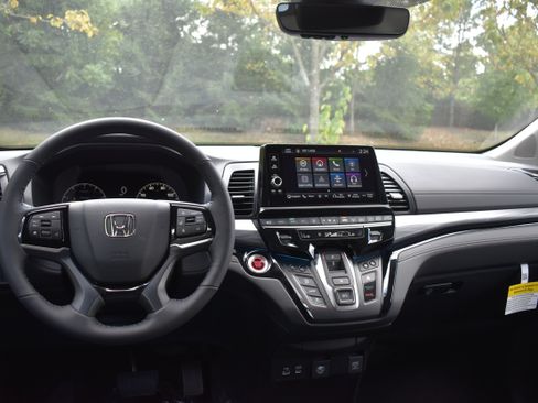 New 2026 Honda Odyssey Elite image 16