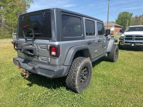 Used 2018 Jeep Wrangler Unlimited Rubicon AWD/4WD image 14