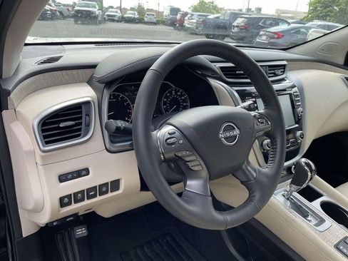 Used 2024 Nissan Murano SL FWD image 19