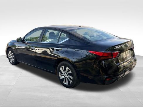 Used 2020 Nissan Altima 2.5 S FWD image 5
