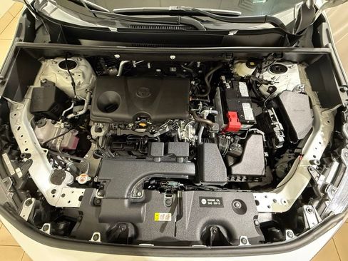 Certified 2025 Toyota RAV4 XLE AWD/4WD image 10